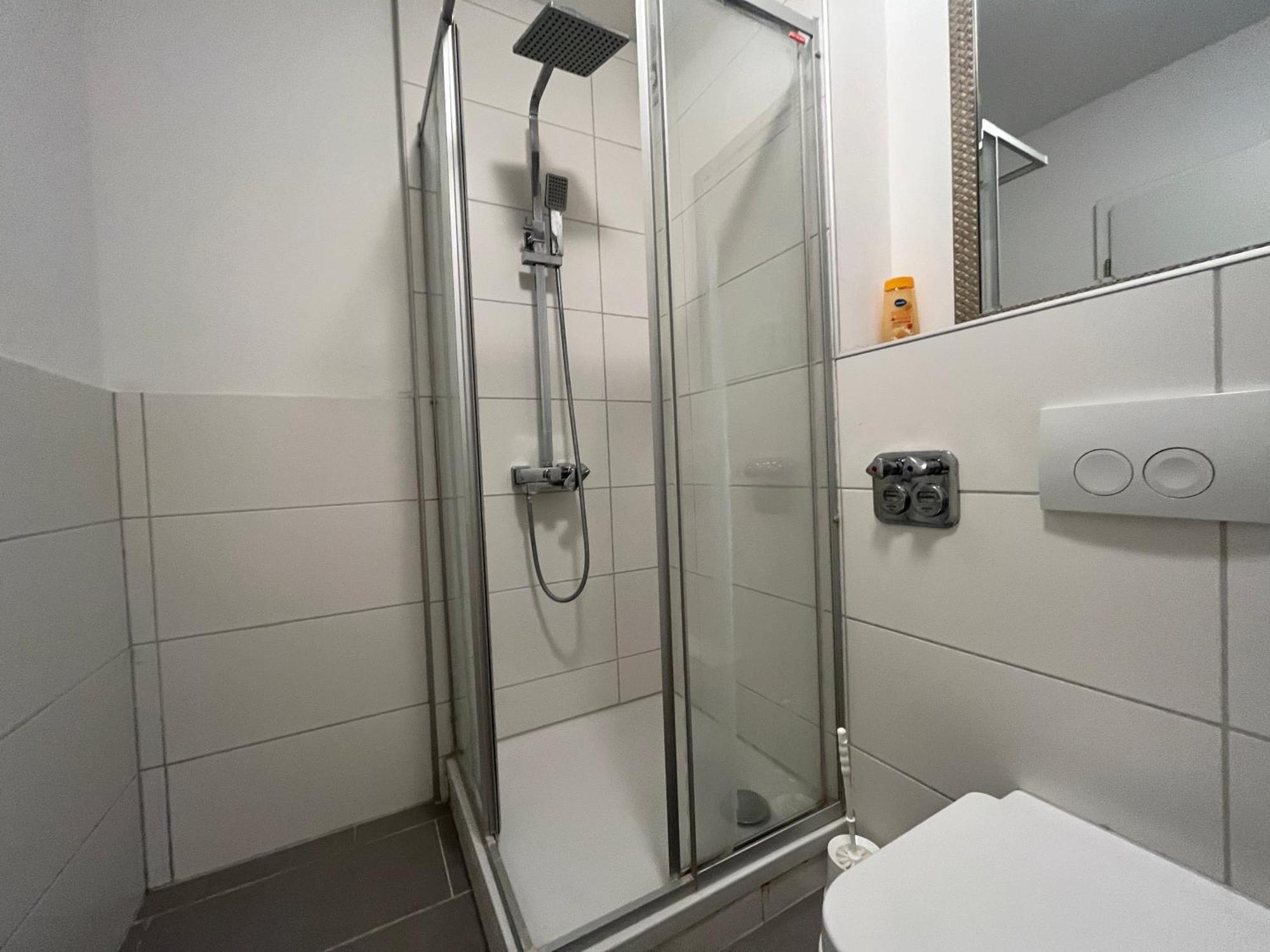Simplex Apartments Am Europaplatz 카를스루에 객실 사진